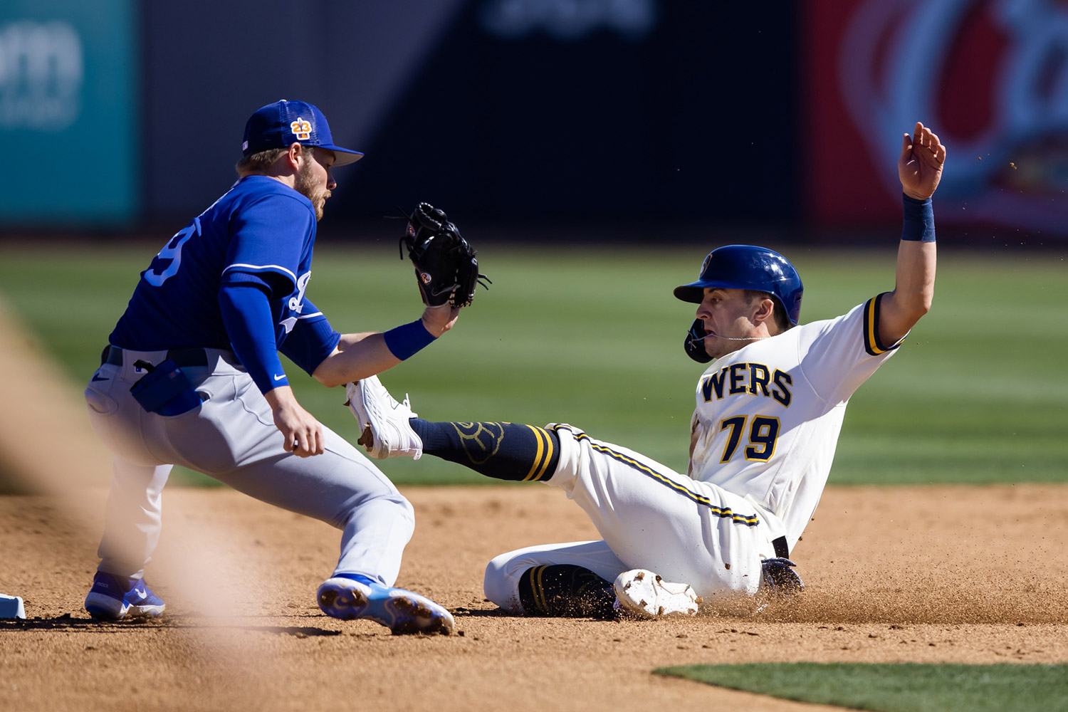 Garrett Mitchell meets fellow Brewers prospect Sal Frelick