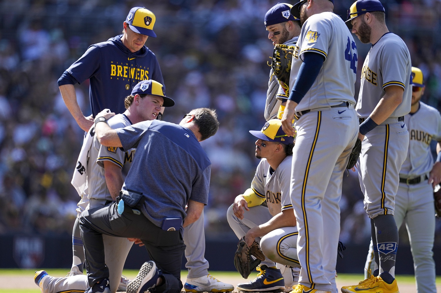 Cronenworth hit by pitch in 3rd, 09/10/2021