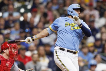 Brewers 2, Angels 1: Tell ‘Em, Tellez