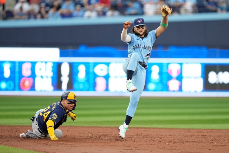Brewers 2, Blue Jays 7: Birds Take The First Round