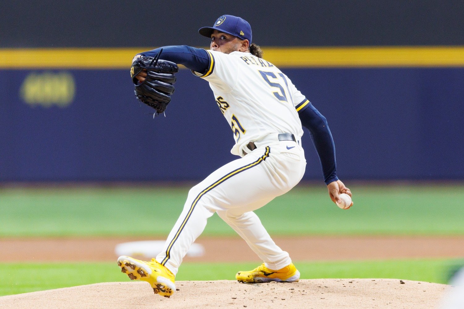 Willy Adames has Made a Change. He Needs to Make Another. - Brewers -  Brewer Fanatic