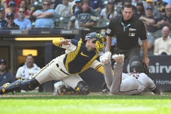 Brewers 1, Diamondbacks 5: Diamondbacks Slither Away With Series Win