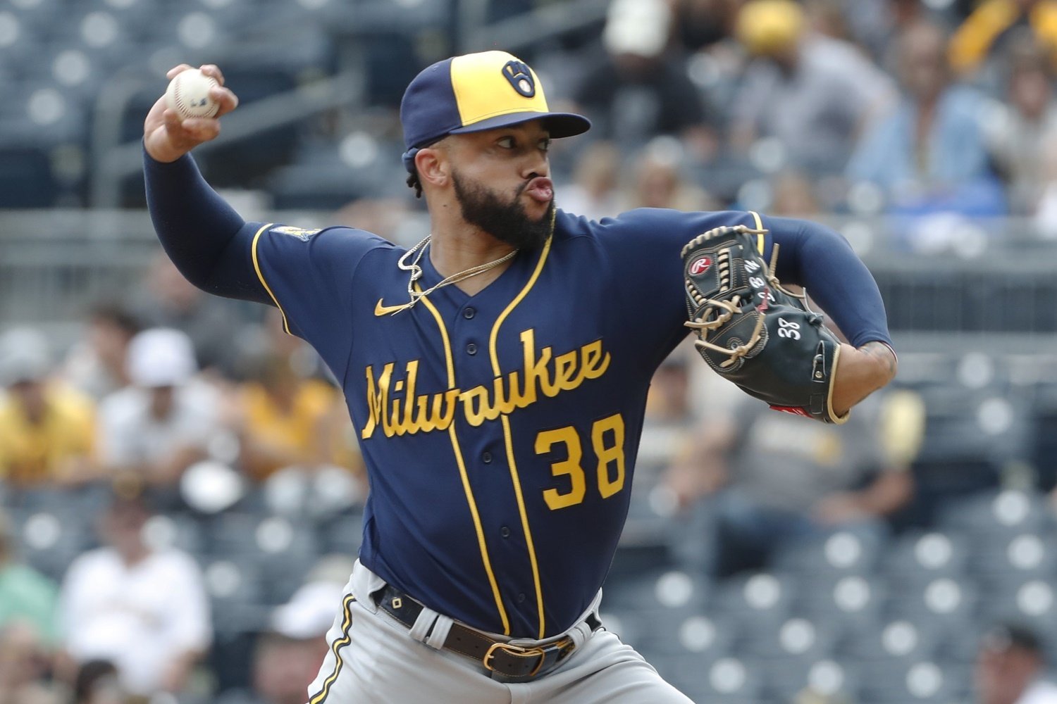 Brewers' Devin Williams gives reason for struggles closing games