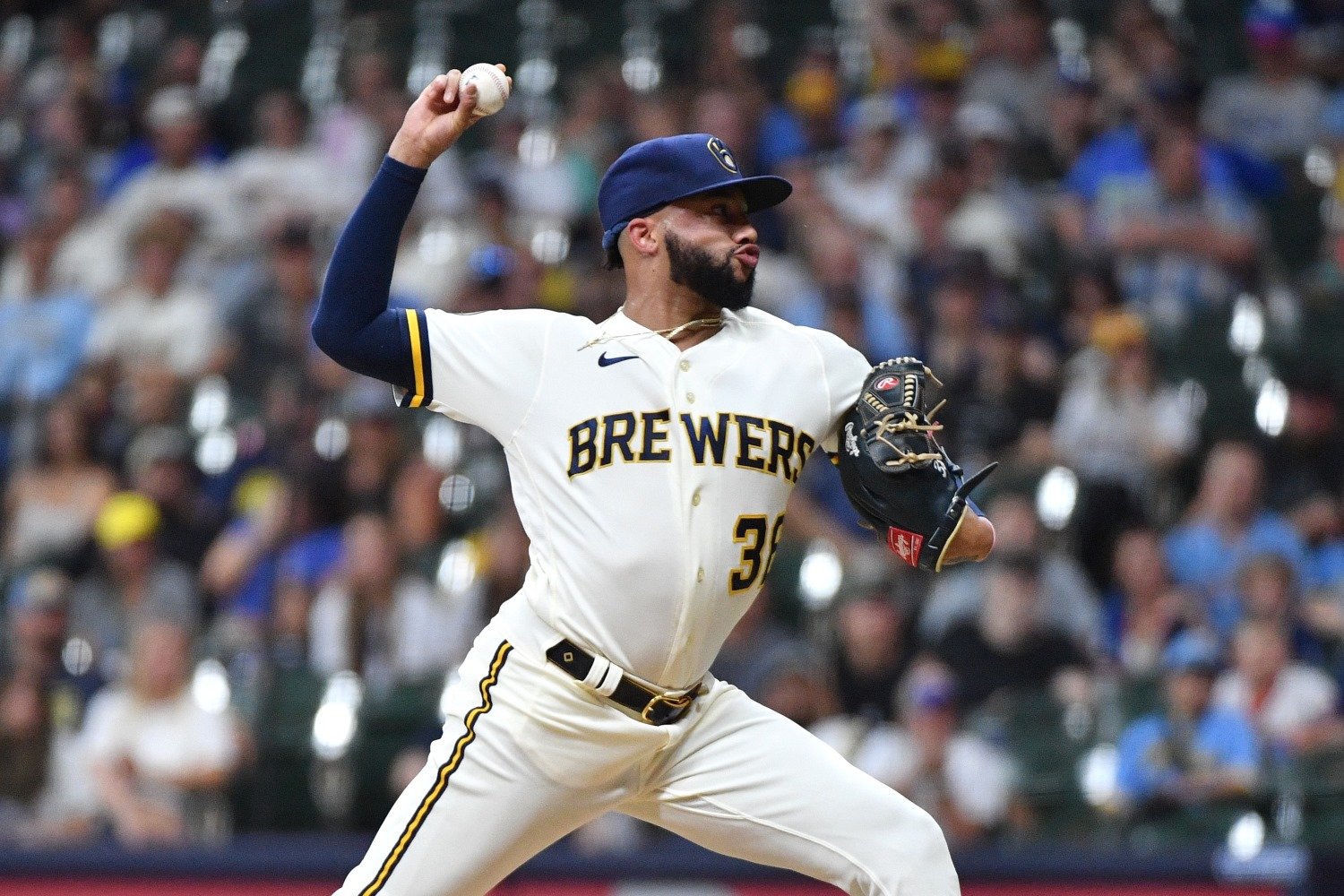 In the middle of it: Adames, Turang boosting Brewers on both sides  Wisconsin News - Bally Sports