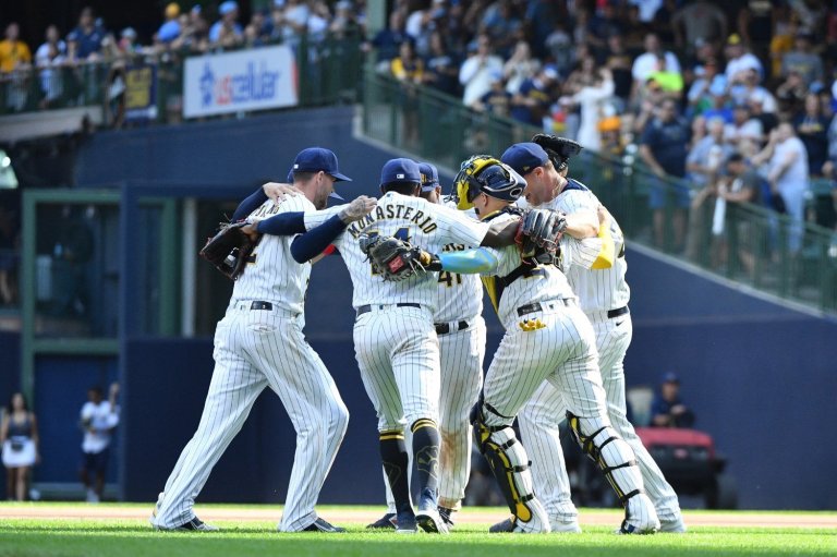 Brewers 10, Padres 6: Can You Feel The Milwaukee Momentum?