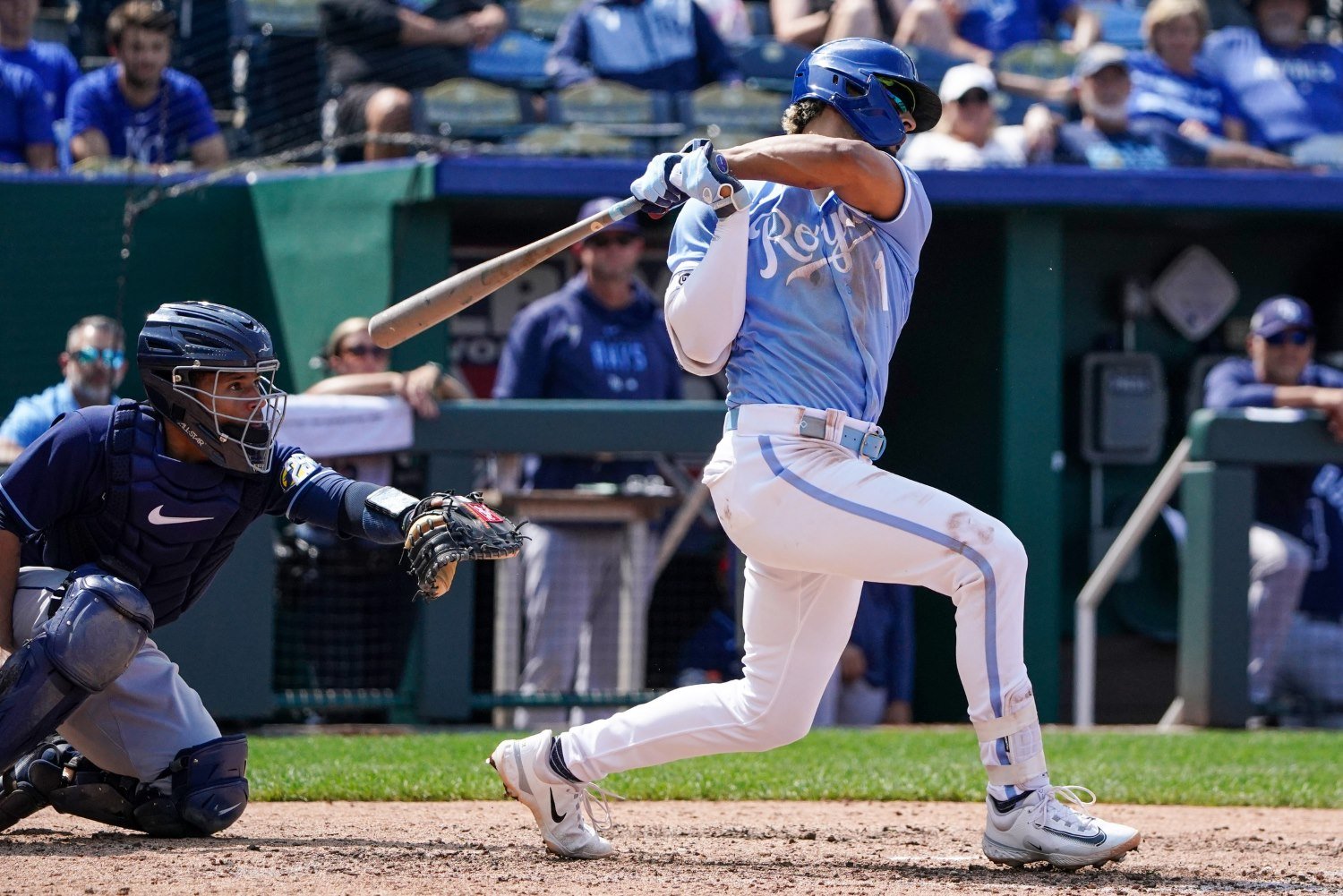 Video: Mark Canha had massive bat flip after huge home run