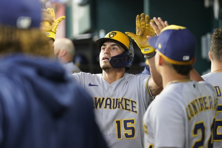 Brewers 6, Rangers 2: The Brooms in Texas Are Huge, Man