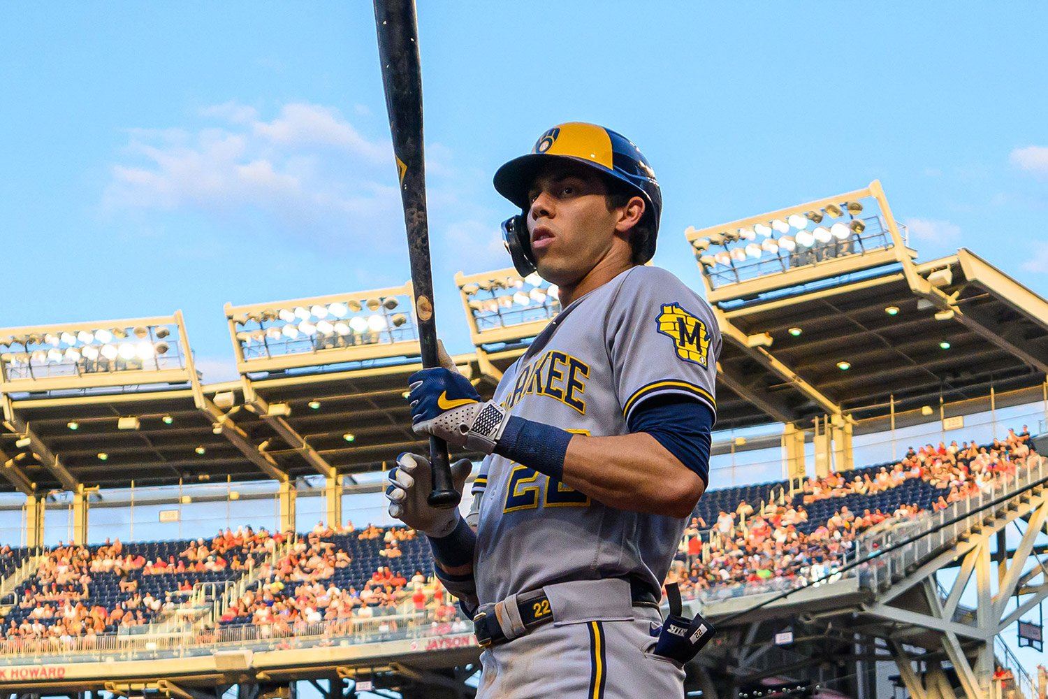 Christian Yelich & Brandon Woodruff on their favorite things about Brewers  fans