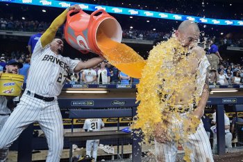 Brewers 3, Pirates 2: Blake Bids Adieu