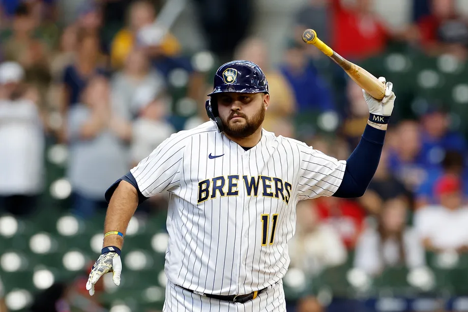 Brewers first baseman Rowdy Tellez returns after spending 6 weeks on  injured list