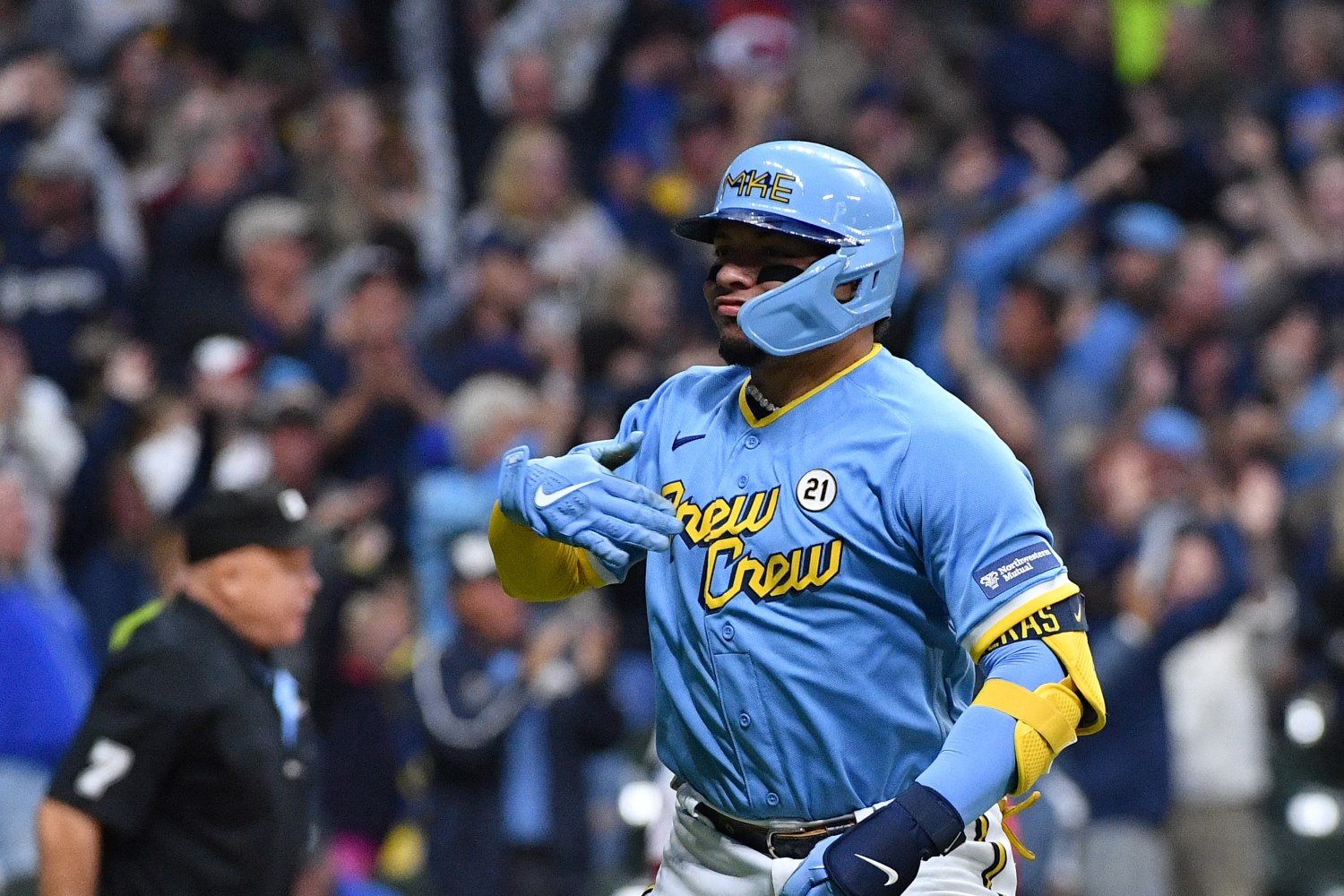 On Roberto Clemente Day, William Contreras Was Great - Brewers - Brewer  Fanatic
