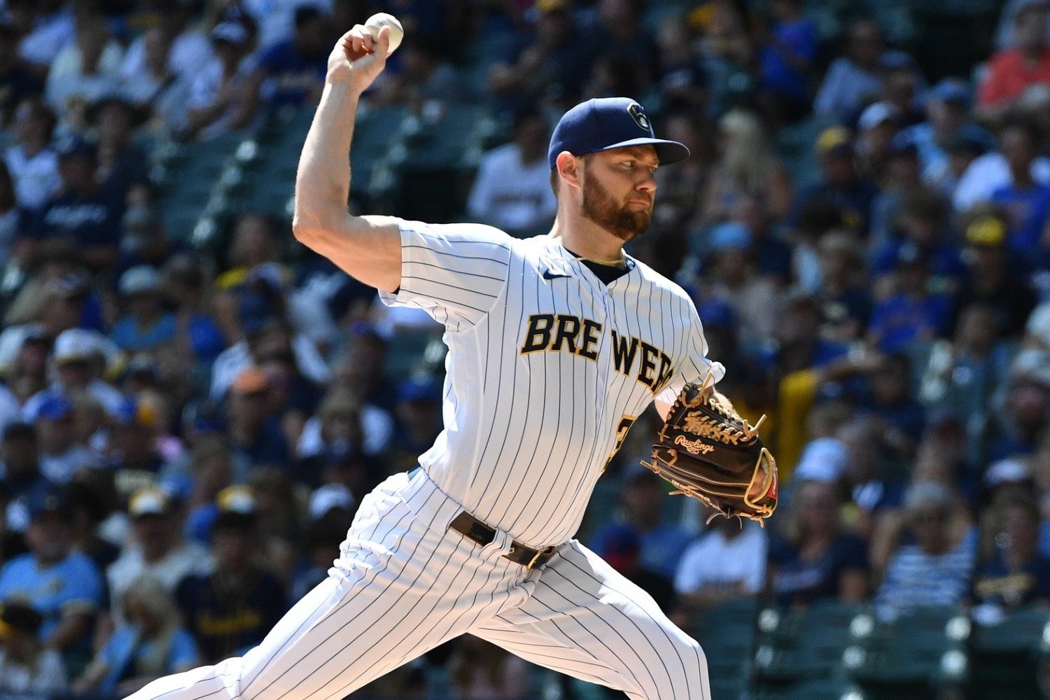 Brewers pitchers Burnes, Houser enjoy special offseason