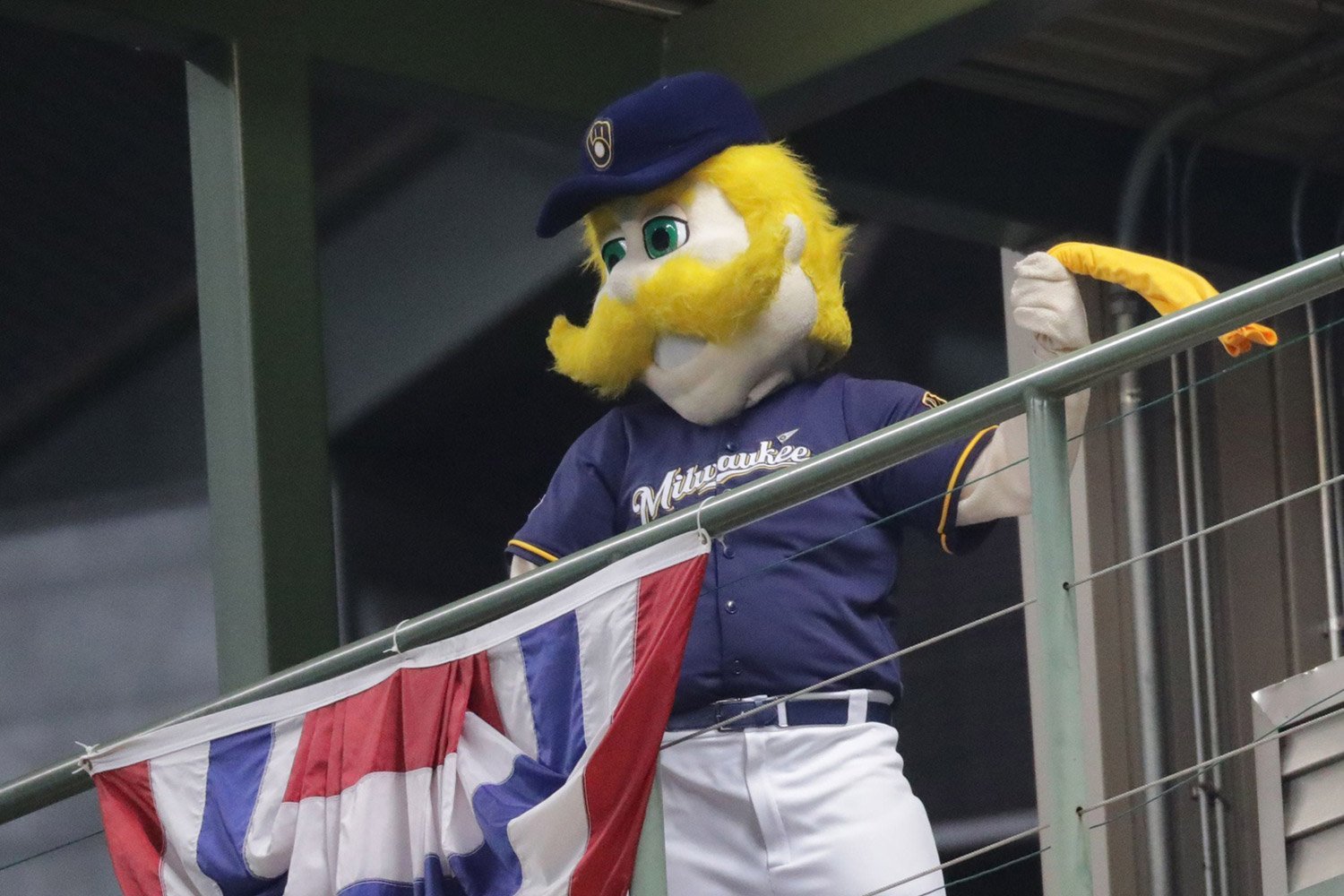 Watch the origin of the Milwaukee Brewers' mascot, Bernie Brewer