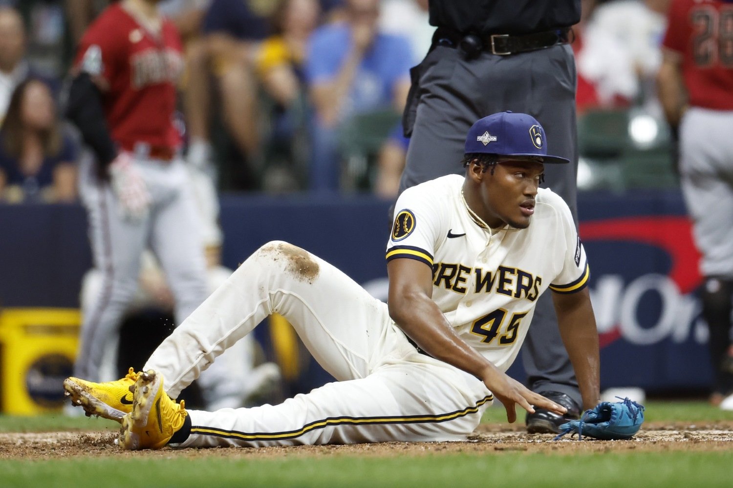 It's Clear Who Craig Counsell Wants On the Bench in October - Brewers -  Brewer Fanatic