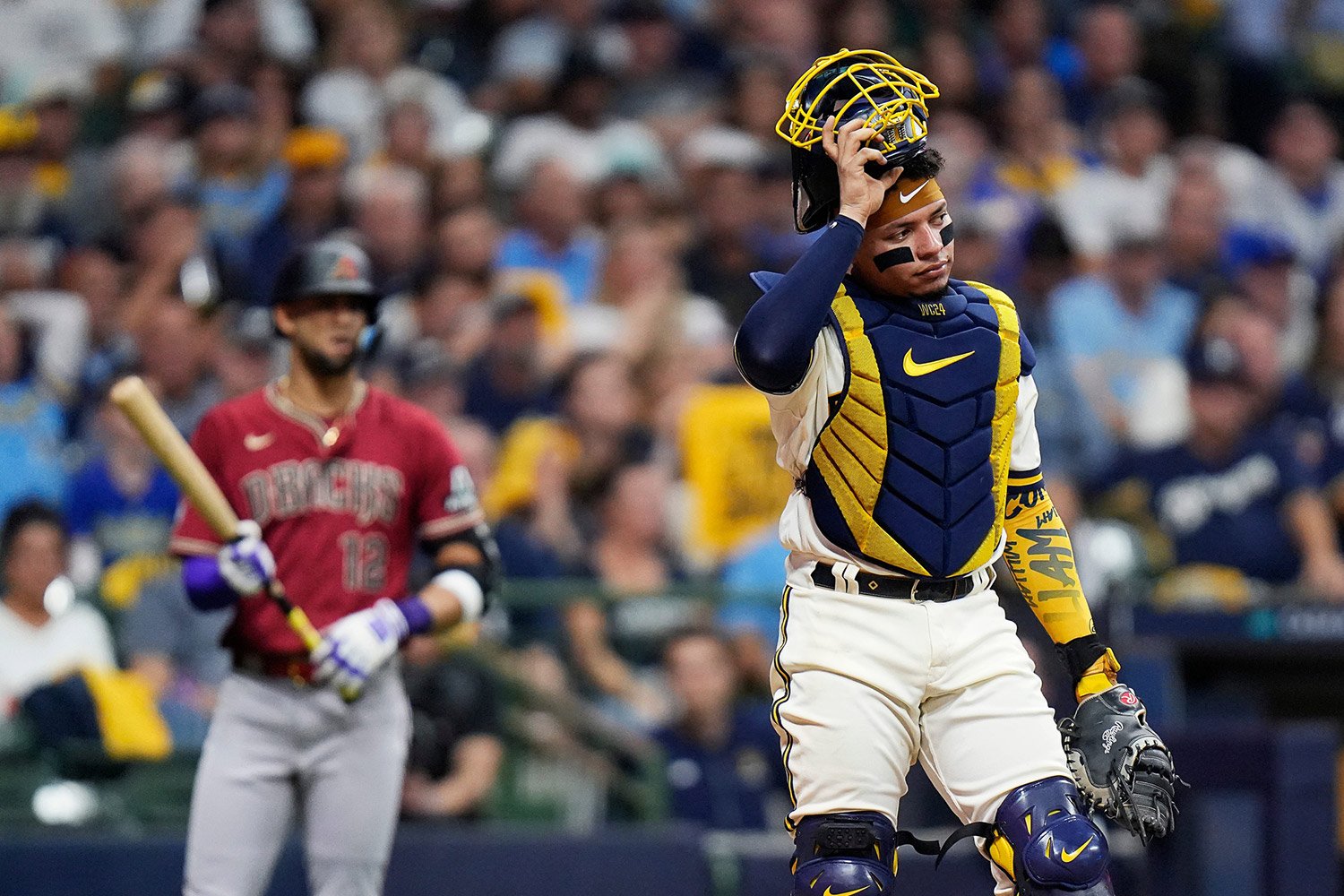 Frelick's Exceptional Debut Performance Helps Brewers Rally to