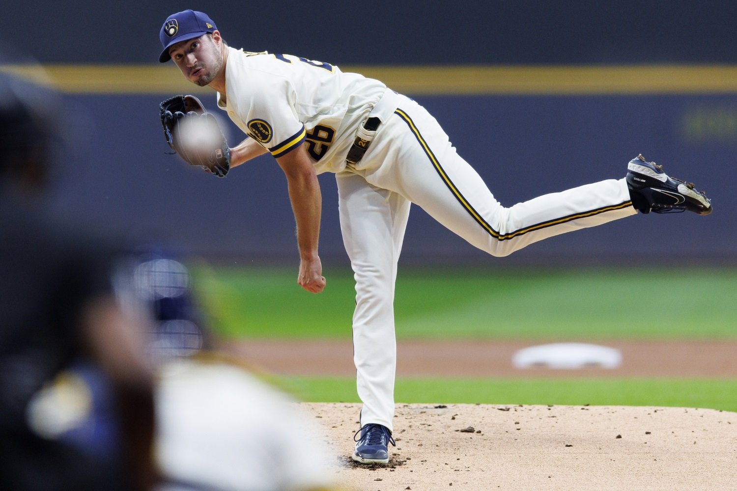 How Should the Brewers Align the Starting Rotation in 2024? Brewers