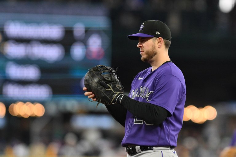 5 Free Agent First Basemen to Upgrade the Brewers Lineup