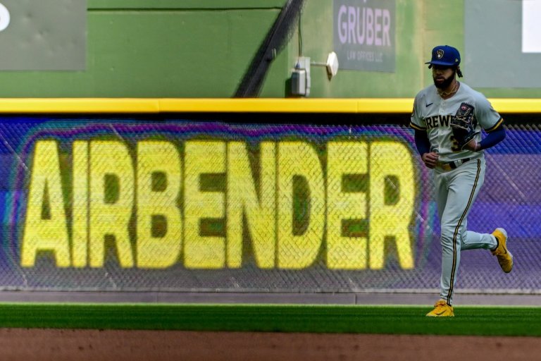 If Brewers Want to Trade Another Big Name, Better Devin Williams Than Willy Adames