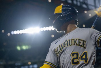 Should the Milwaukee Brewers Extend William Contreras, or Trade Him?