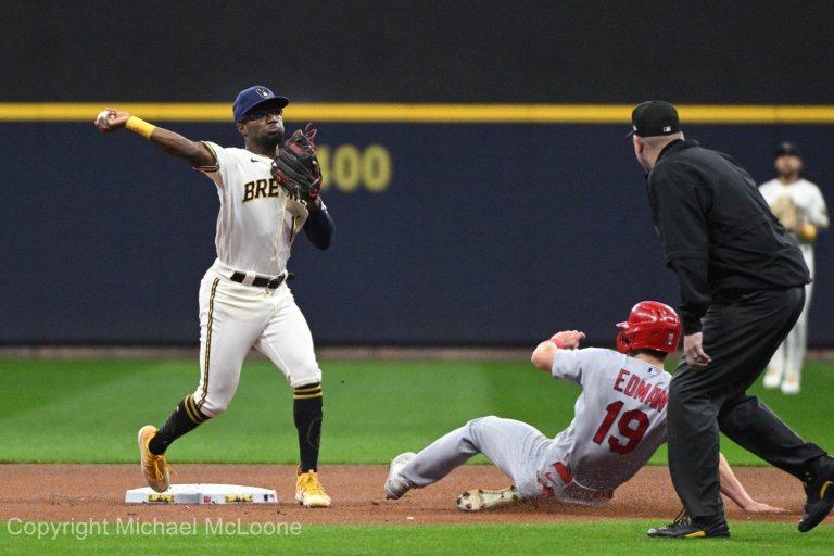 Don't Forget the Milwaukee Brewers' Forgotten Man in the Infield Mix