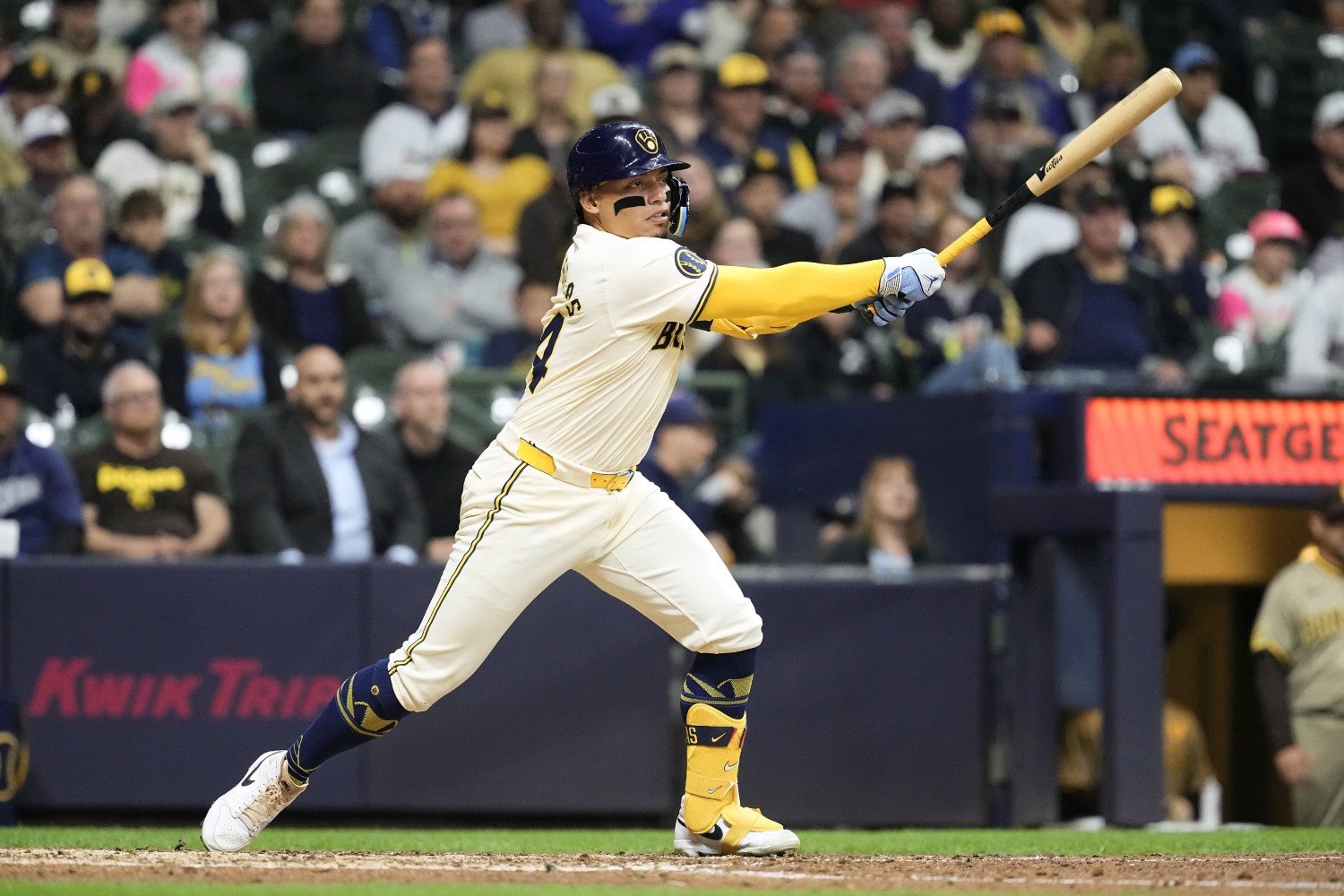 Brewers' Dominance: A Tactical Analysis Of Heaney'S Struggles And The Brewers' Success. - tb0mlum