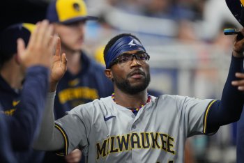 The Brewers Are Finally Seeing Some Lefties. It's Andruw Monasterio Time.