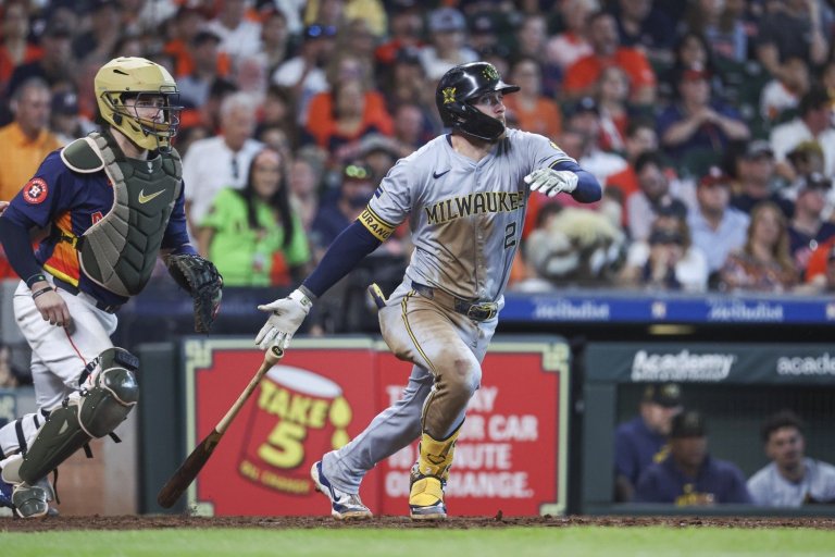 Brewers Keep Scoring, with a Diverse and Efficient Lineup