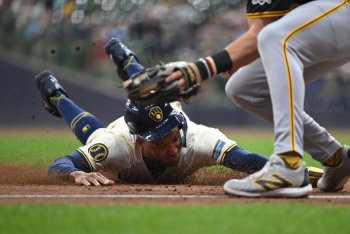 Is Pat Murphy Helping Jackson Chourio, or Hindering Him?