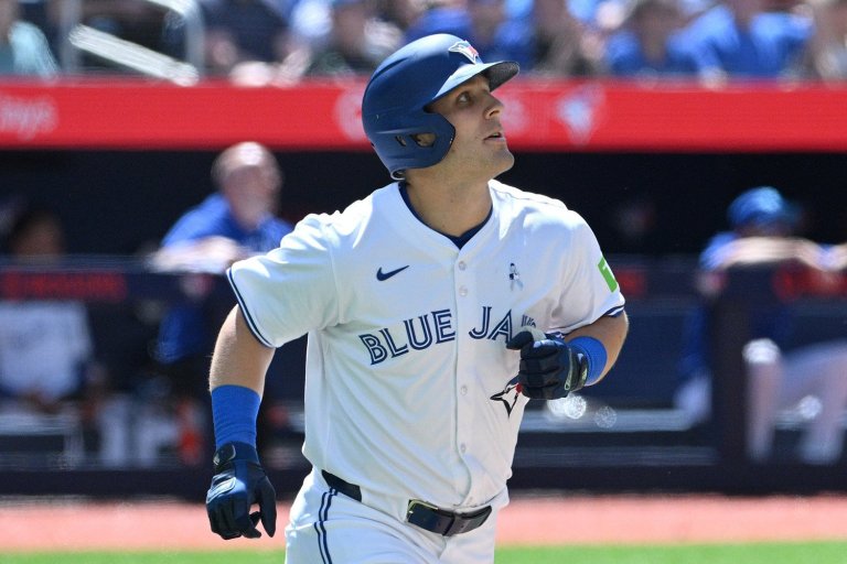 5 Left-Handed Hitters The Brewers Can Trade For At The Deadline