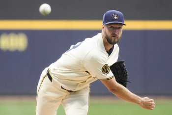 Should The Brewers Extend Colin Rea?