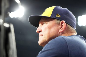 Small Ball and Reliever Usage Loom as Tactical Questions for Pat Murphy in Shadow of Postseason