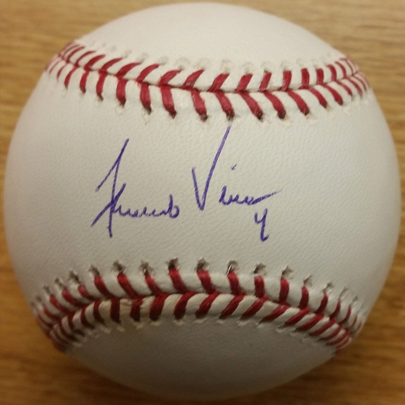 Fernando Viña's Autograph