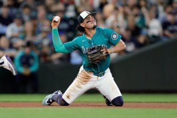 Newly-Minted Free Agent Third Baseman Would Fit Brewers' Identity, But Not Their Greatest Needs