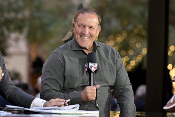 Should MLB Expand Active Rosters to 27 Players?