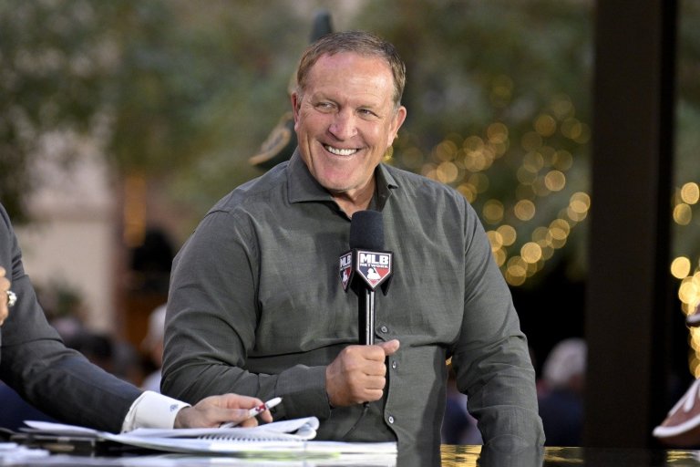 Should MLB Expand Active Rosters to 27 Players?