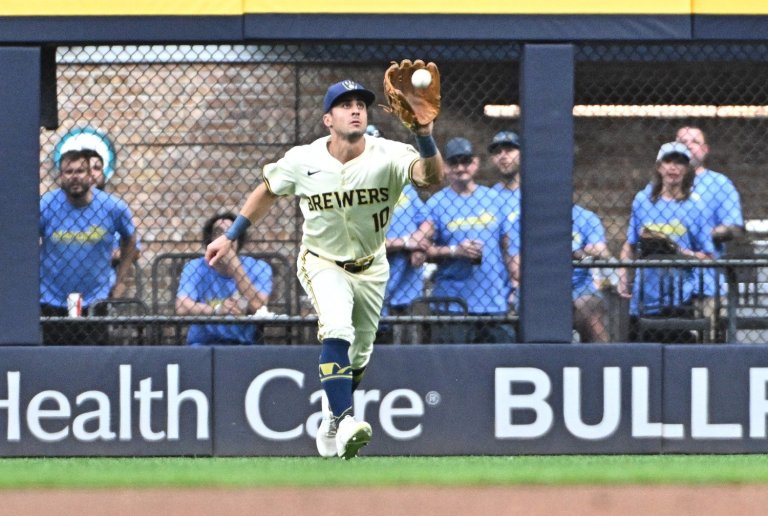 Sal Frelick's Defensive Brilliance, and the Brewers' Looming Dilemma