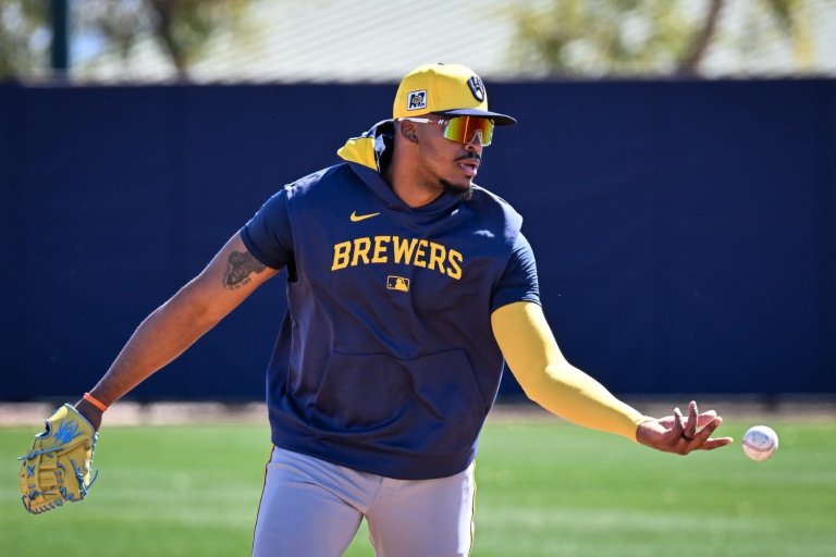 How Should We Interpret Ernesto Martinez Jr's Incandescent Start to 2025?