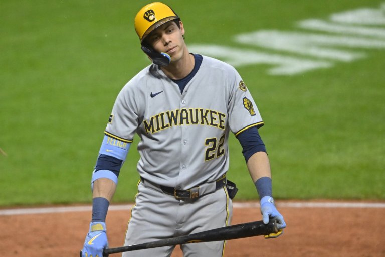 Christian Yelich's Best Swing, Right Now, is a Single—and That Has to Change