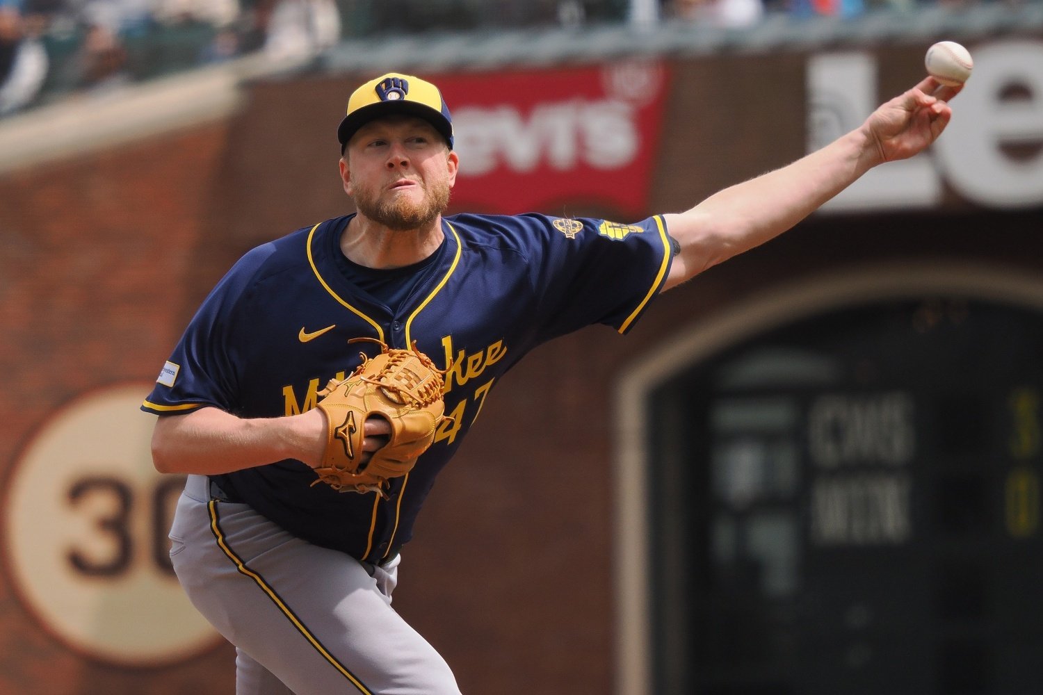Brewers' Dominance: A Tactical Analysis Of Heaney'S Struggles And The Brewers' Success. - 60icz57
