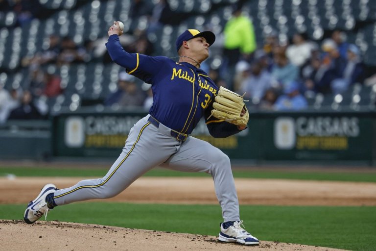 'This is How We're Going to Do It': Pat Murphy Manages More Aggressively as Brewers Continue Searching for Footing