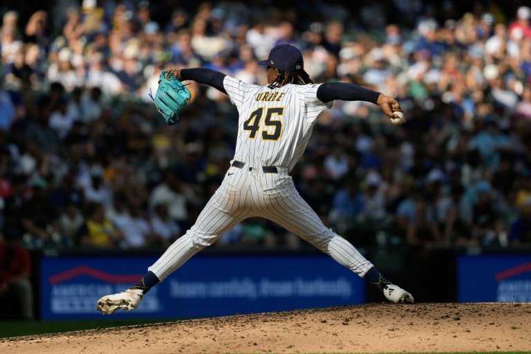 Abner Uribe and the Art of Landing the Slider