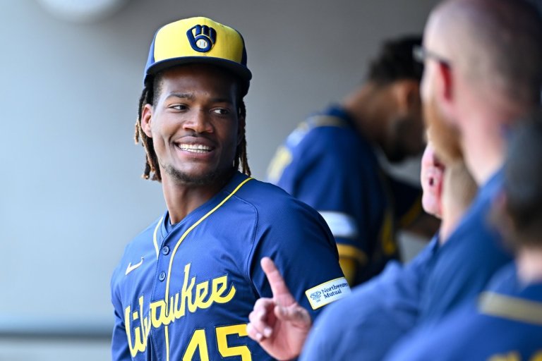 We're Starting Over: Brewers Catch Cubs in NL Central, and the Marathon is Now a Sprint