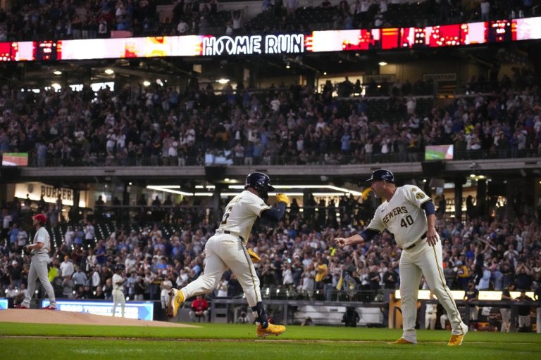 Brewers 6, Phillies 3: Fast Start Holds Up This Time as Crew Gains Key October Advantage