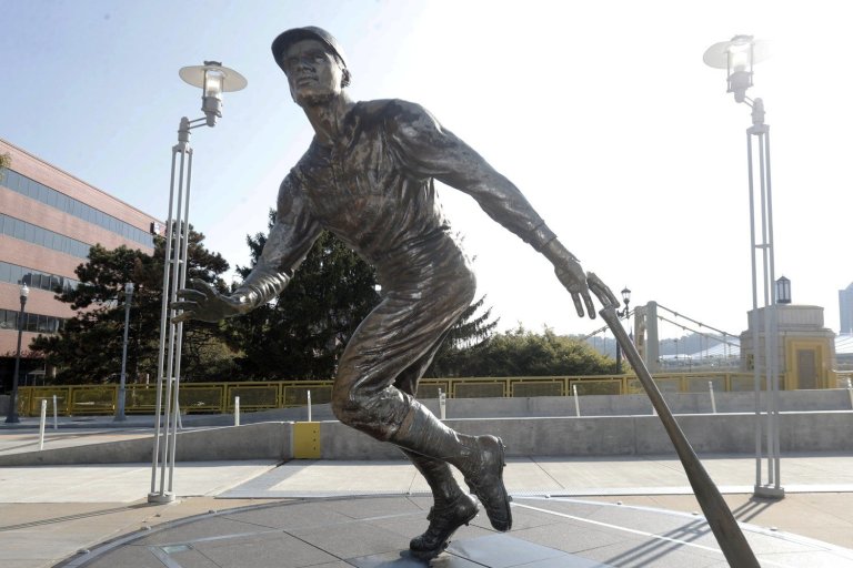 On Roberto Clemente Day, MLB's Habitual Vagueness Becomes Massively Convenient