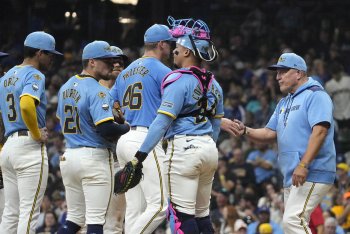 Even With a Favorable Position in the Standings, Pat Murphy Won't Let the Brewers Coast Into October