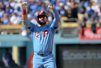 As Top NL Contenders Improve, Pressure on Brewers Mounts