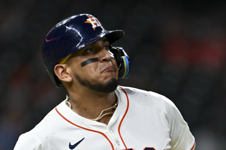 Brewers' External Options to Replace Caleb Durbin at Third Base