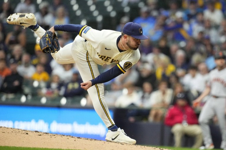 'Miss the Barrel': How DL Hall's Unusual Profile is Working in Middle Relief