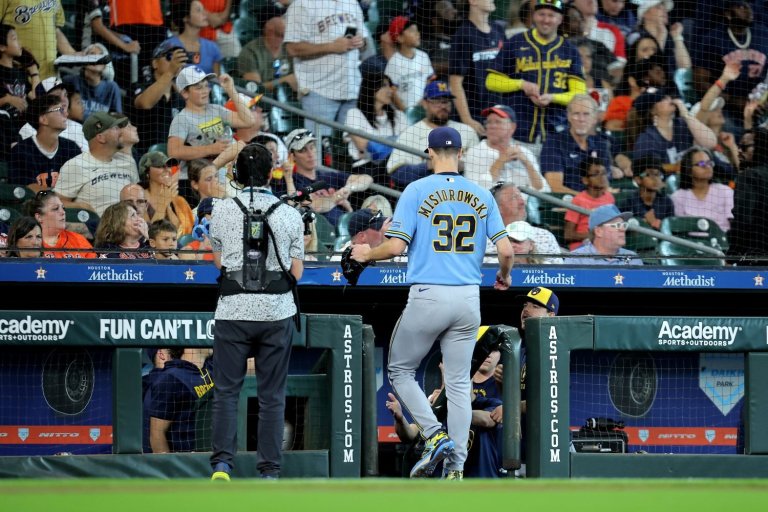 Forum Friday: Innings Limits, Trading Pitchers, & Tarik Skubal