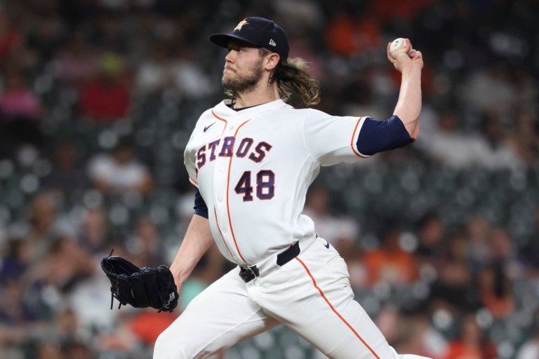 3 Low-Cost Left-Handed Relief Arms Brewers Could Acquire at MLB Trade Deadline